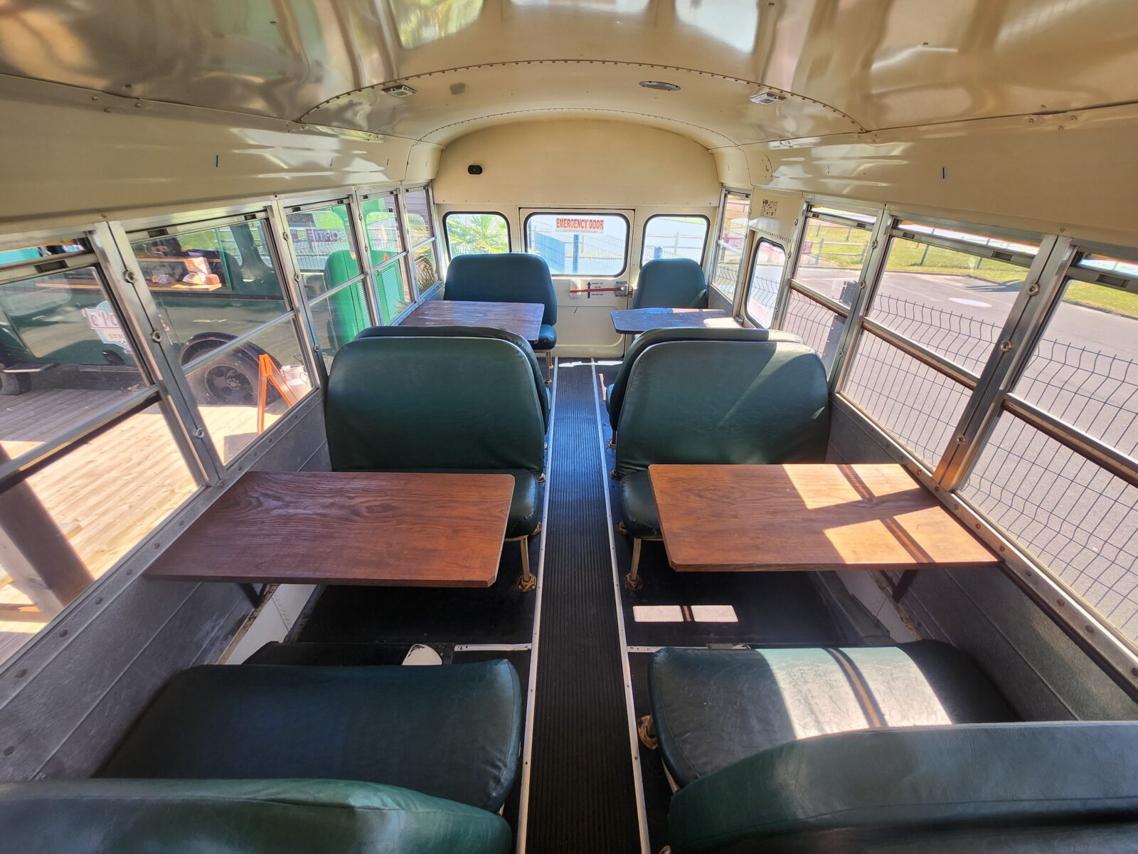 School Bus Année 1986 voiture de collection à vendre