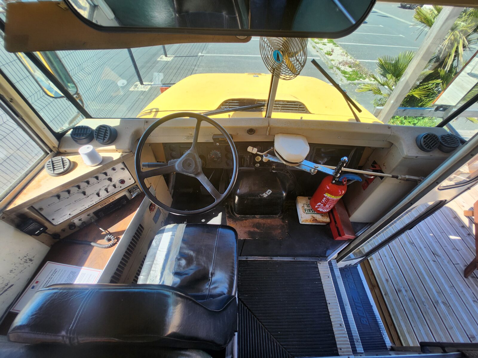 School Bus Année 1986 voiture de collection à vendre