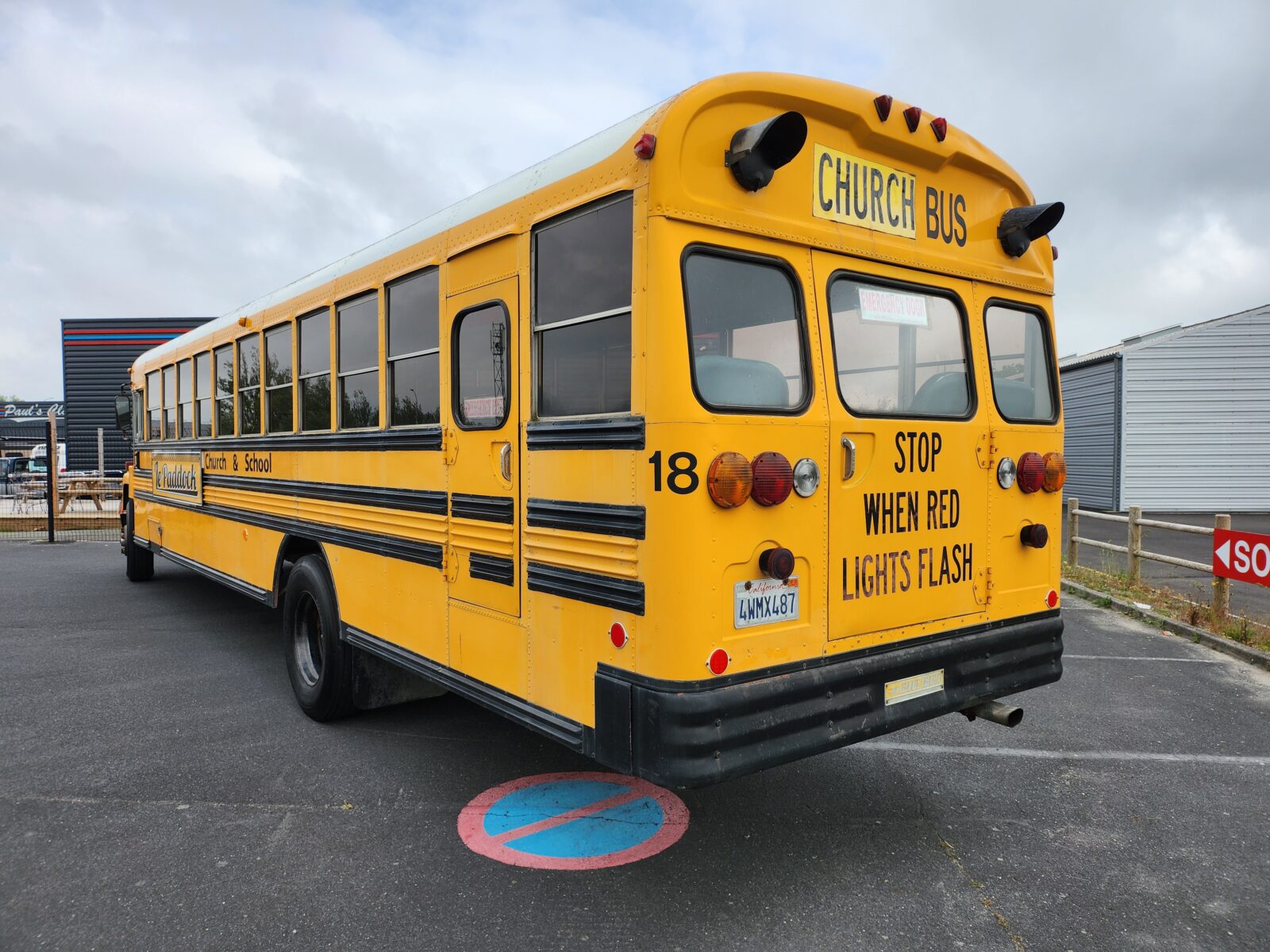 School Bus Année 1986 voiture de collection à vendre