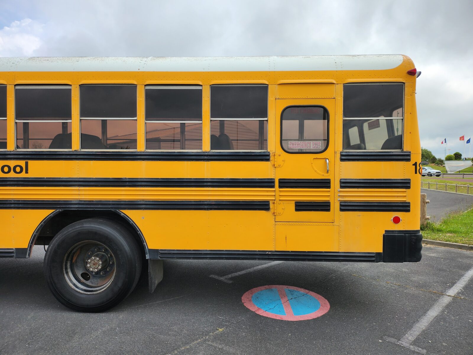 School Bus Année 1986 voiture de collection à vendre