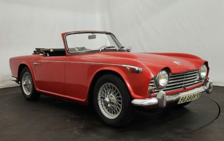 Triumph TR4  Année 1965 voiture de collection à vendre
