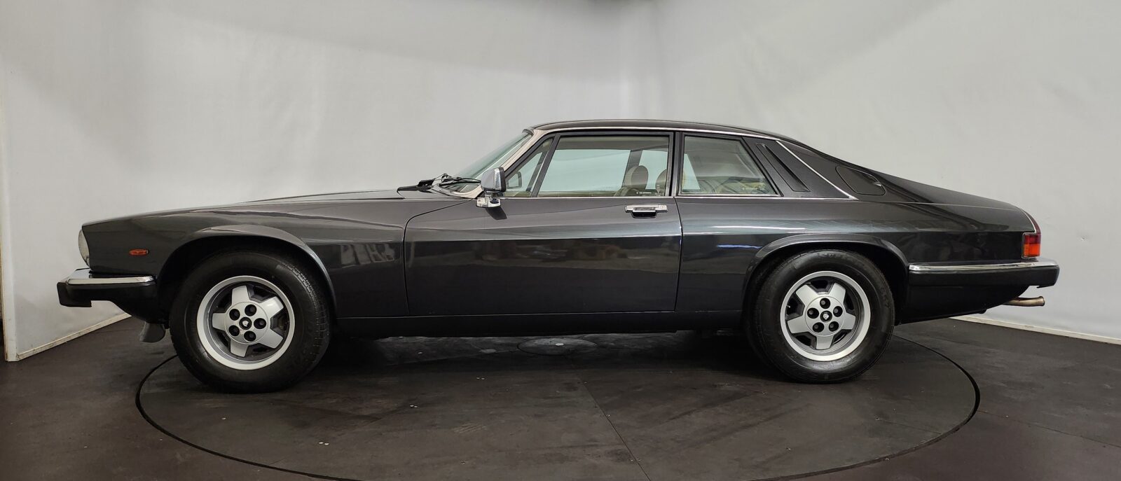 Jaguar XJS Année 1983 voiture de collection à vendre