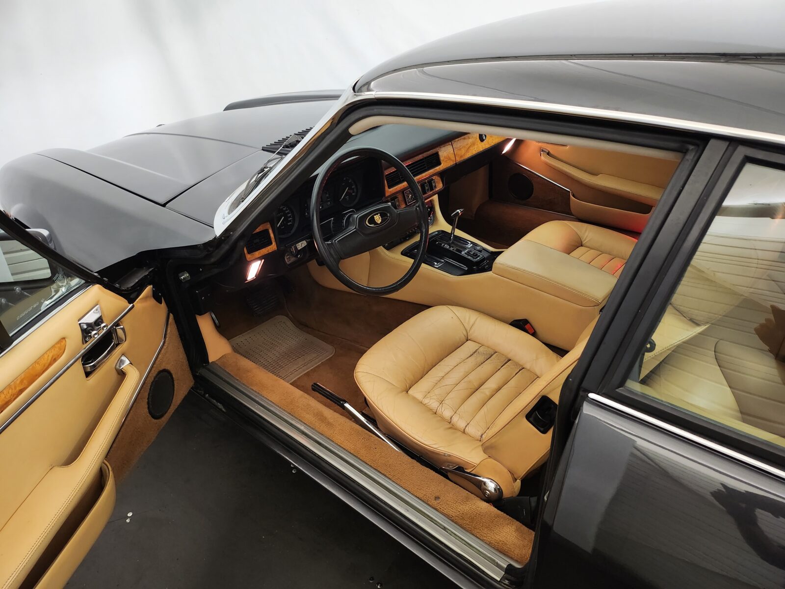 Jaguar XJS Année 1983 voiture de collection à vendre