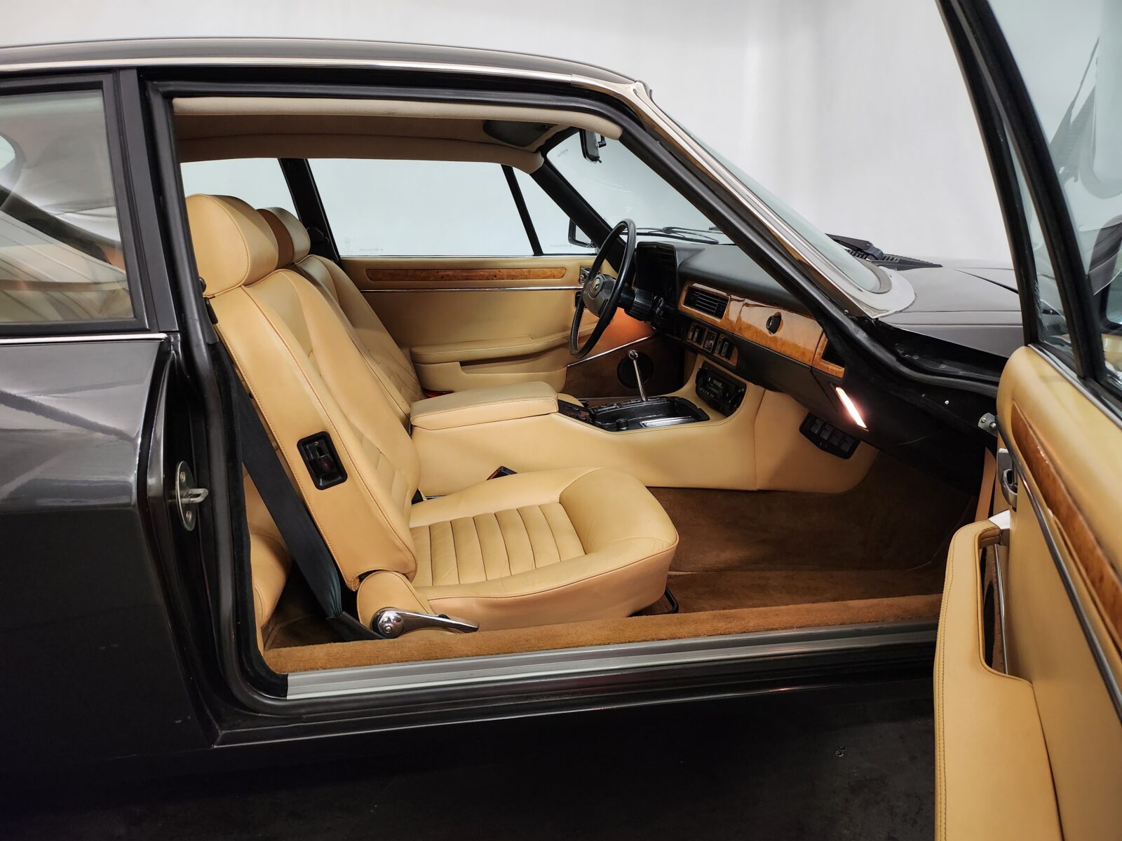 Jaguar XJS Année 1983 voiture de collection à vendre