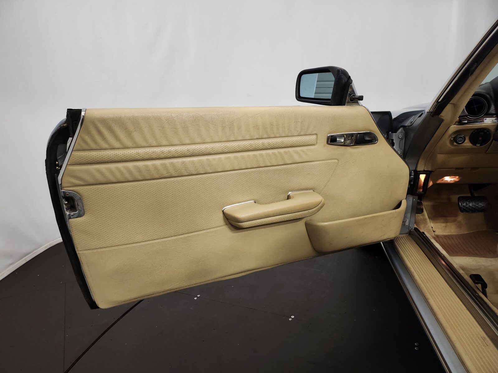 Mercedes Année 1984 voiture de collection à vendre