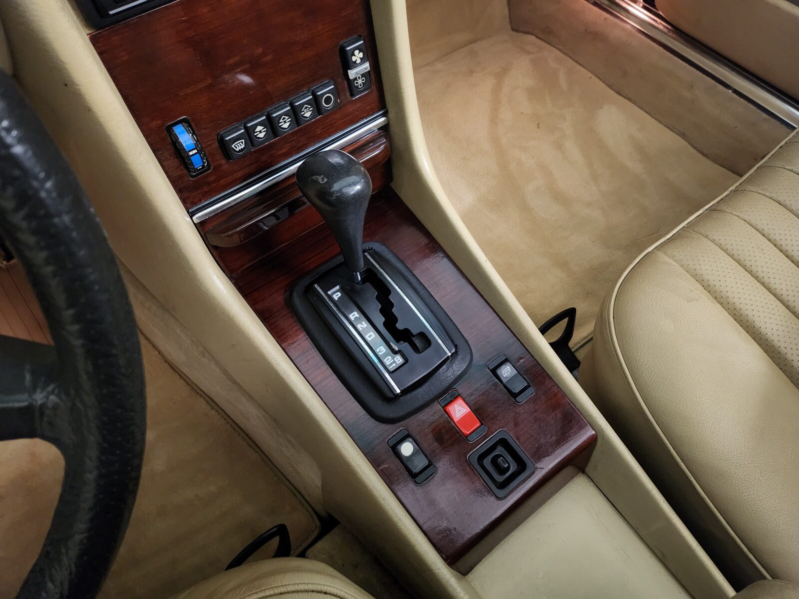 Mercedes Année 1984 voiture de collection à vendre