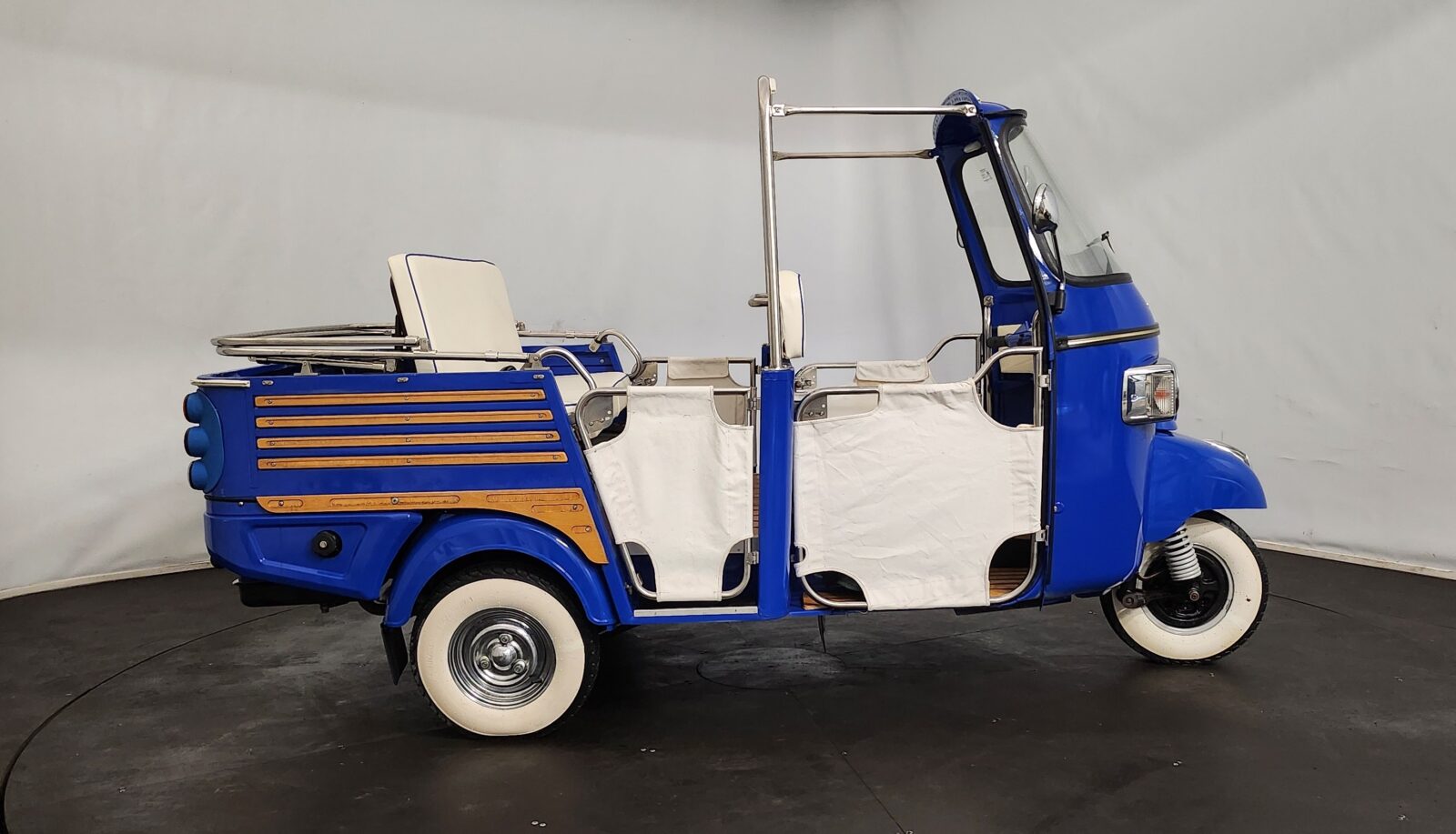Piaggio Calessino Année 2008 voiture de collection à vendre