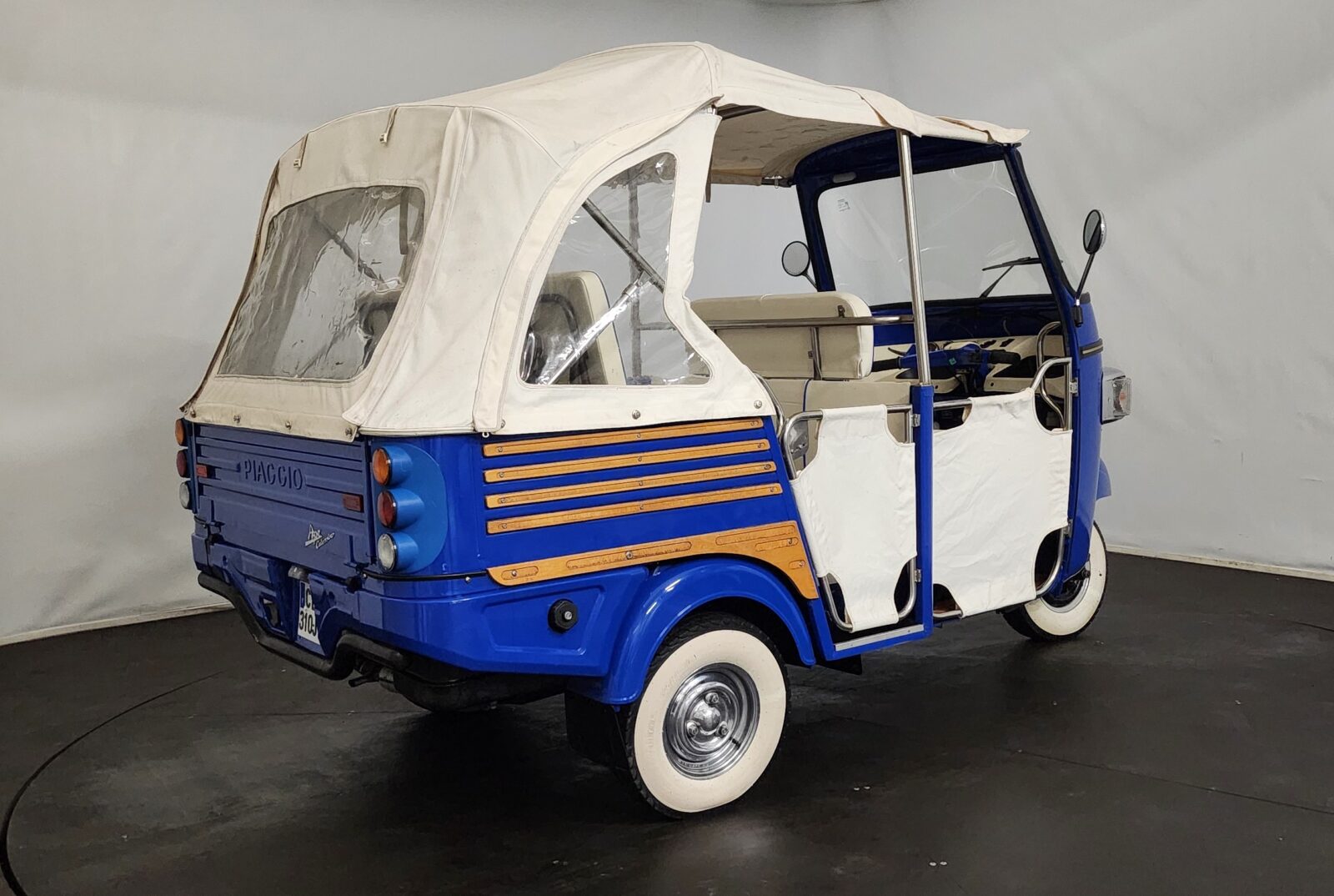 Piaggio Calessino Année 2008 voiture de collection à vendre