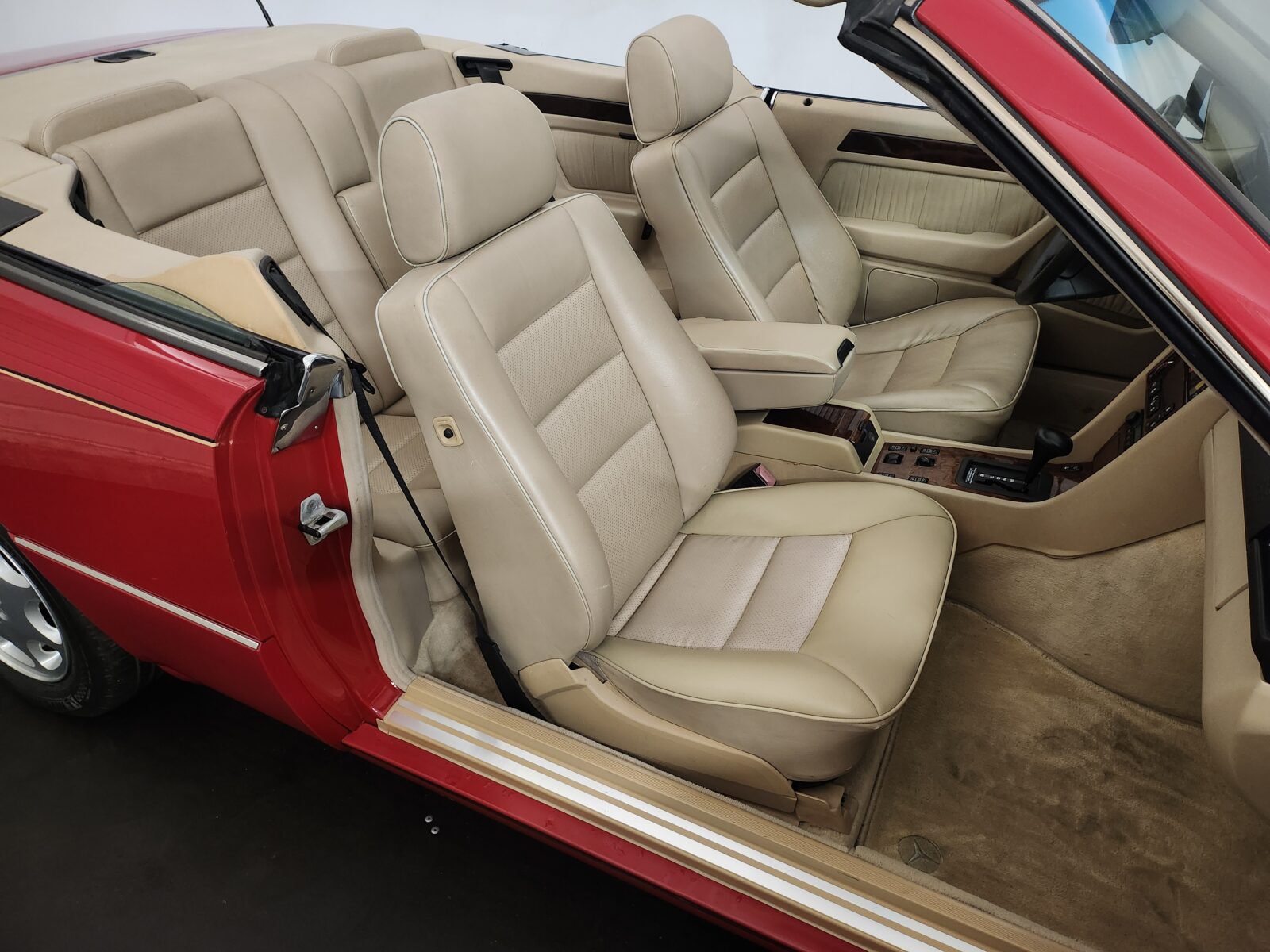 Mercedes E 320 cabriolet Année 1995 voiture de collection à vendre