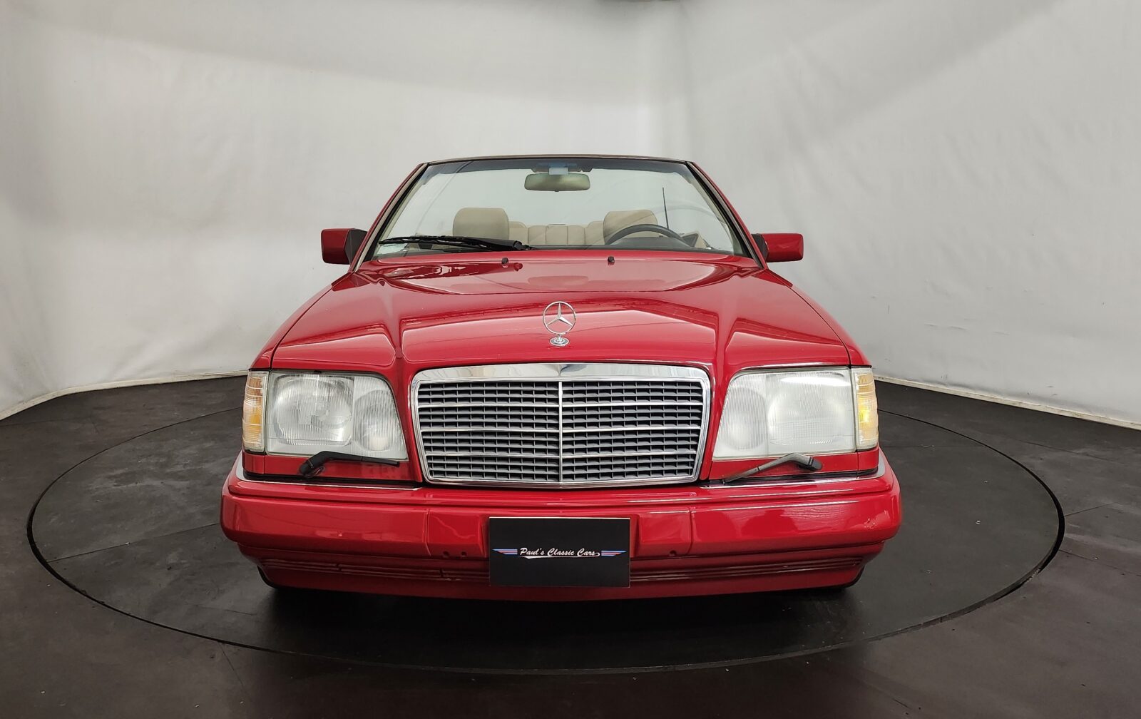 Mercedes E 320 cabriolet Année 1995 voiture de collection à vendre