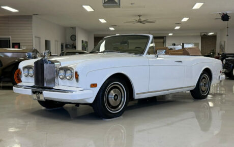 Rolls Royce Corniche  Année 1981 voiture de collection à vendre