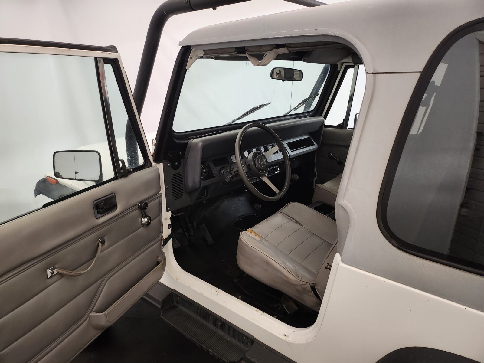 Jeep Wrangler Année 1989 voiture de collection à vendre