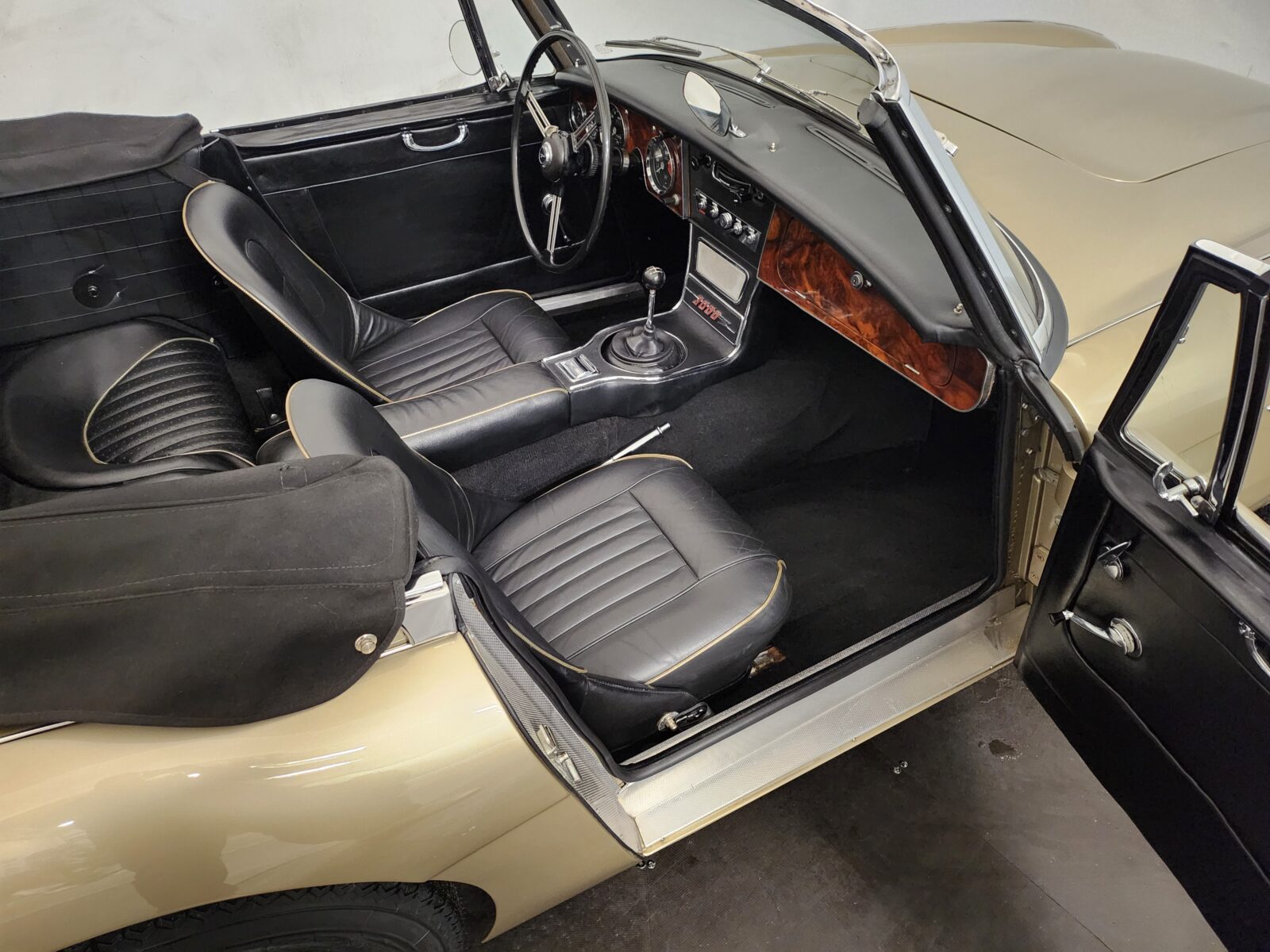 Austin Healey 3000 MK3 BJ8 Année 1967 voiture de collection à vendre