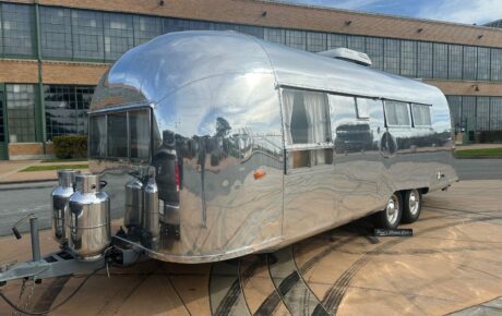 Airstream  Année 1958 voiture de collection à vendre