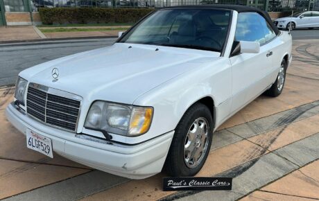 Mercedes E 320 cabriolet  Année 1995 voiture de collection à vendre