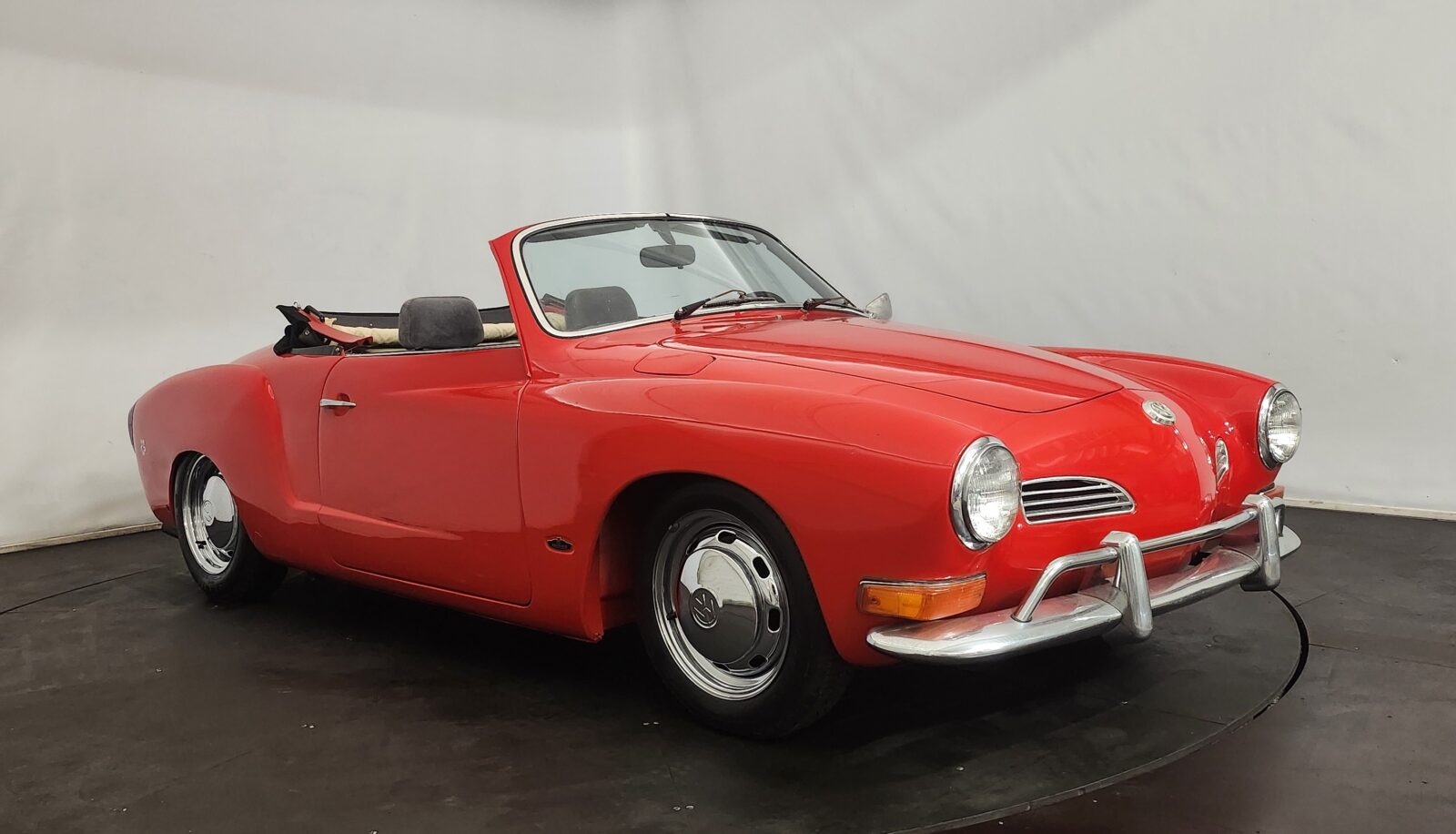 Karmann GHIA Année 1970 voiture de collection à vendre
