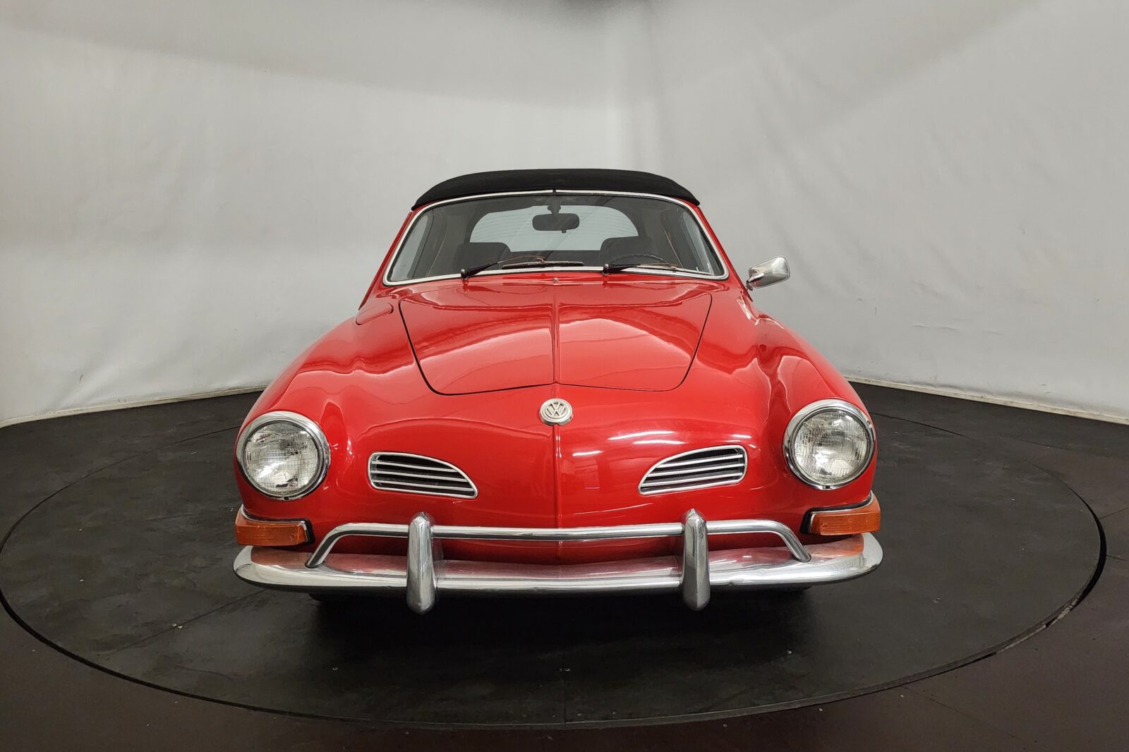 Karmann GHIA Année 1970 voiture de collection à vendre