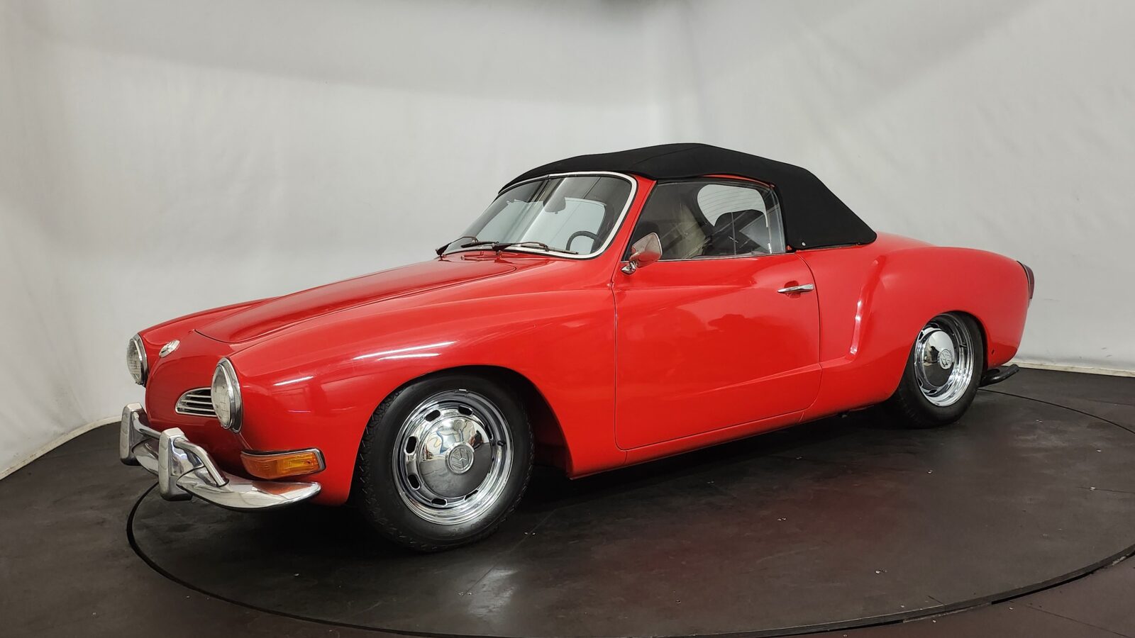Karmann GHIA Année 1970 voiture de collection à vendre