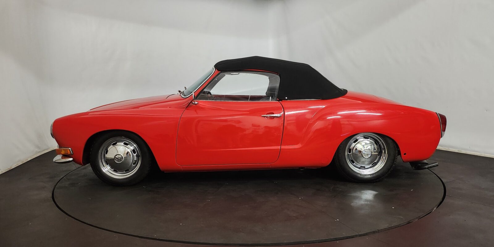 Karmann GHIA Année 1970 voiture de collection à vendre
