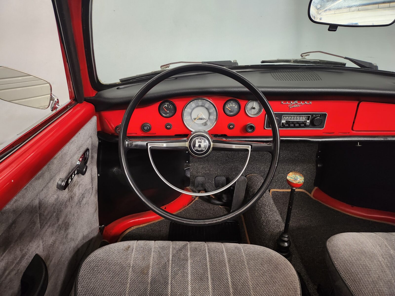Karmann GHIA Année 1970 voiture de collection à vendre