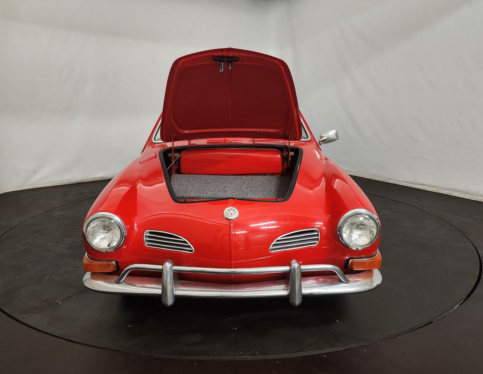 Karmann GHIA Année 1970 voiture de collection à vendre