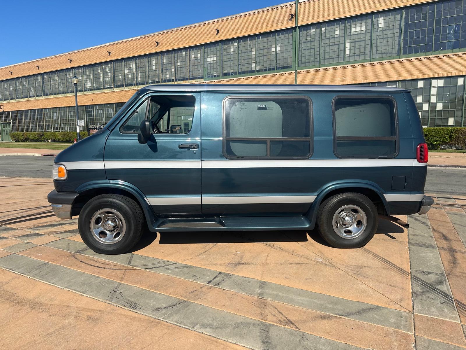 Dodge RAM 1500  Année 1996 voiture de collection à vendre