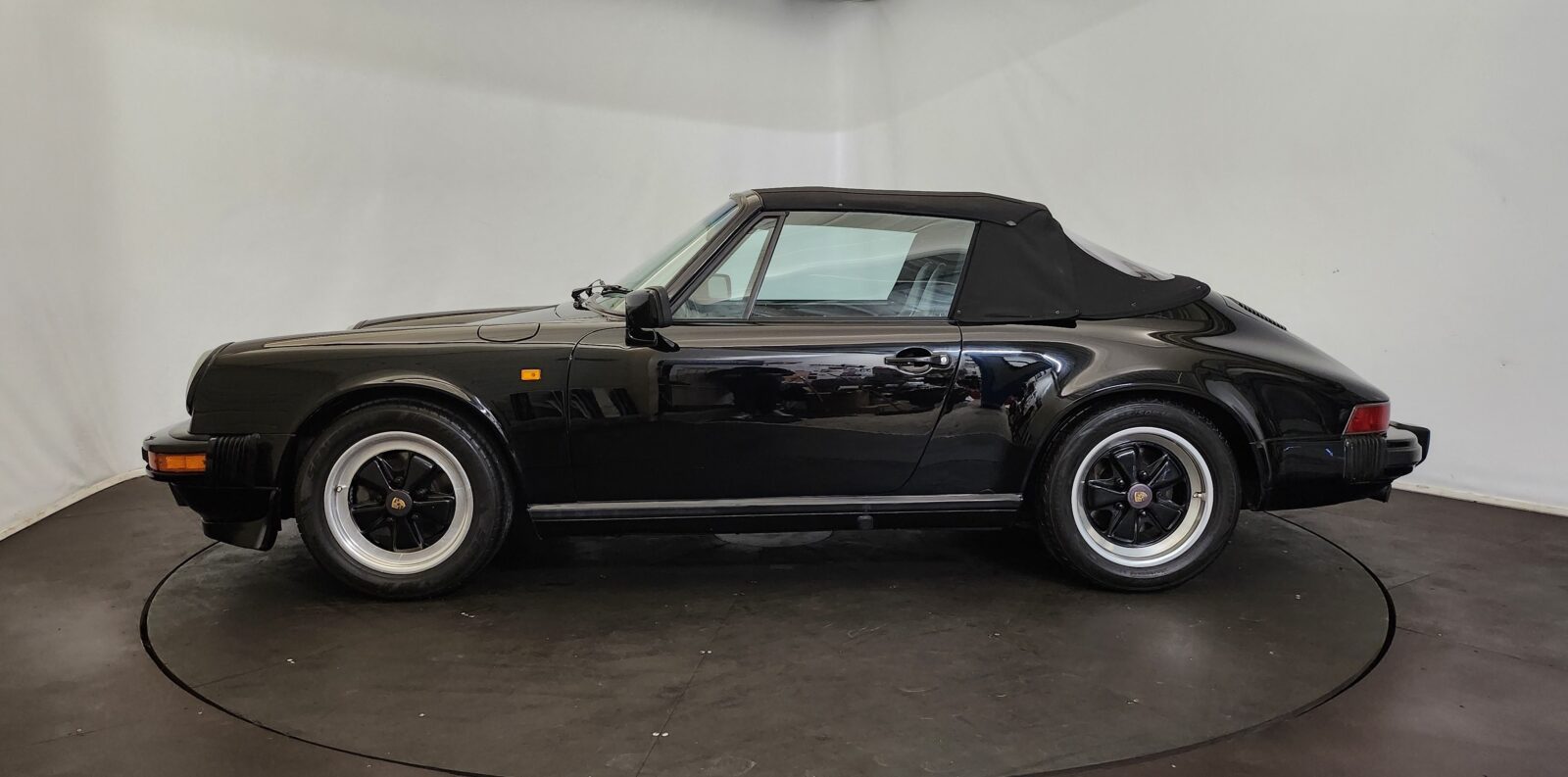 Porsche 911 3.2 cabriolet Année 1984 voiture de collection à vendre