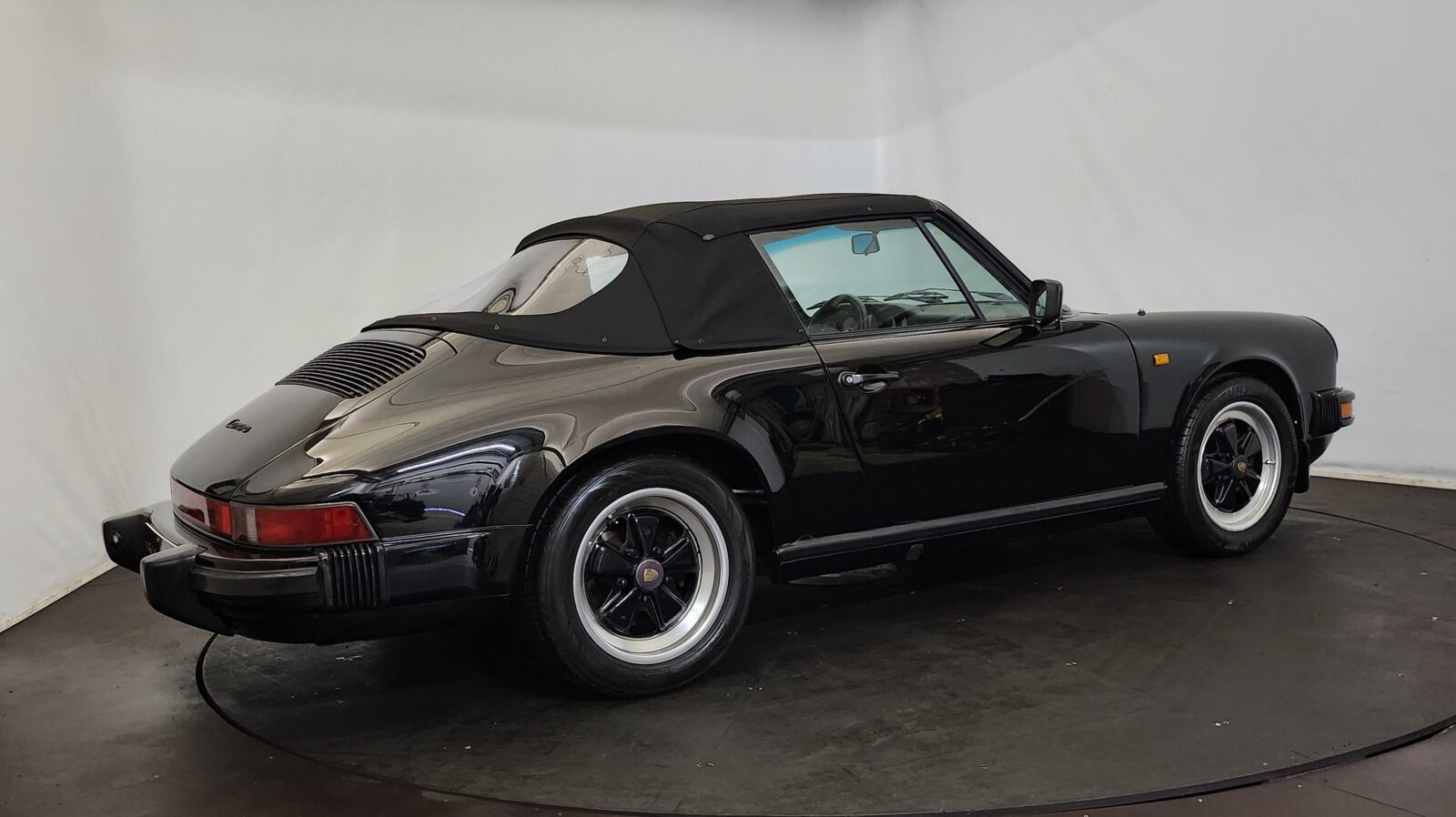 Porsche 911 3.2 cabriolet Année 1984 voiture de collection à vendre