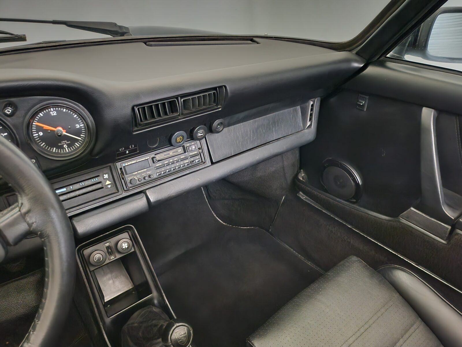 Porsche 911 3.2 cabriolet Année 1984 voiture de collection à vendre