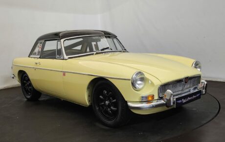 MG B cabriolet  Année 1968 voiture de collection à vendre