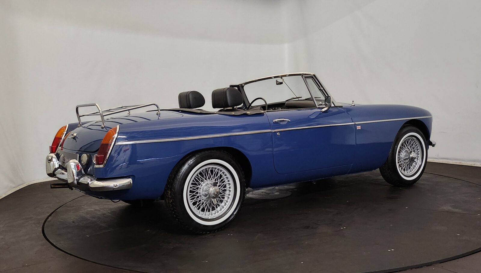 MG B cabriolet  Année 1968 voiture de collection à vendre