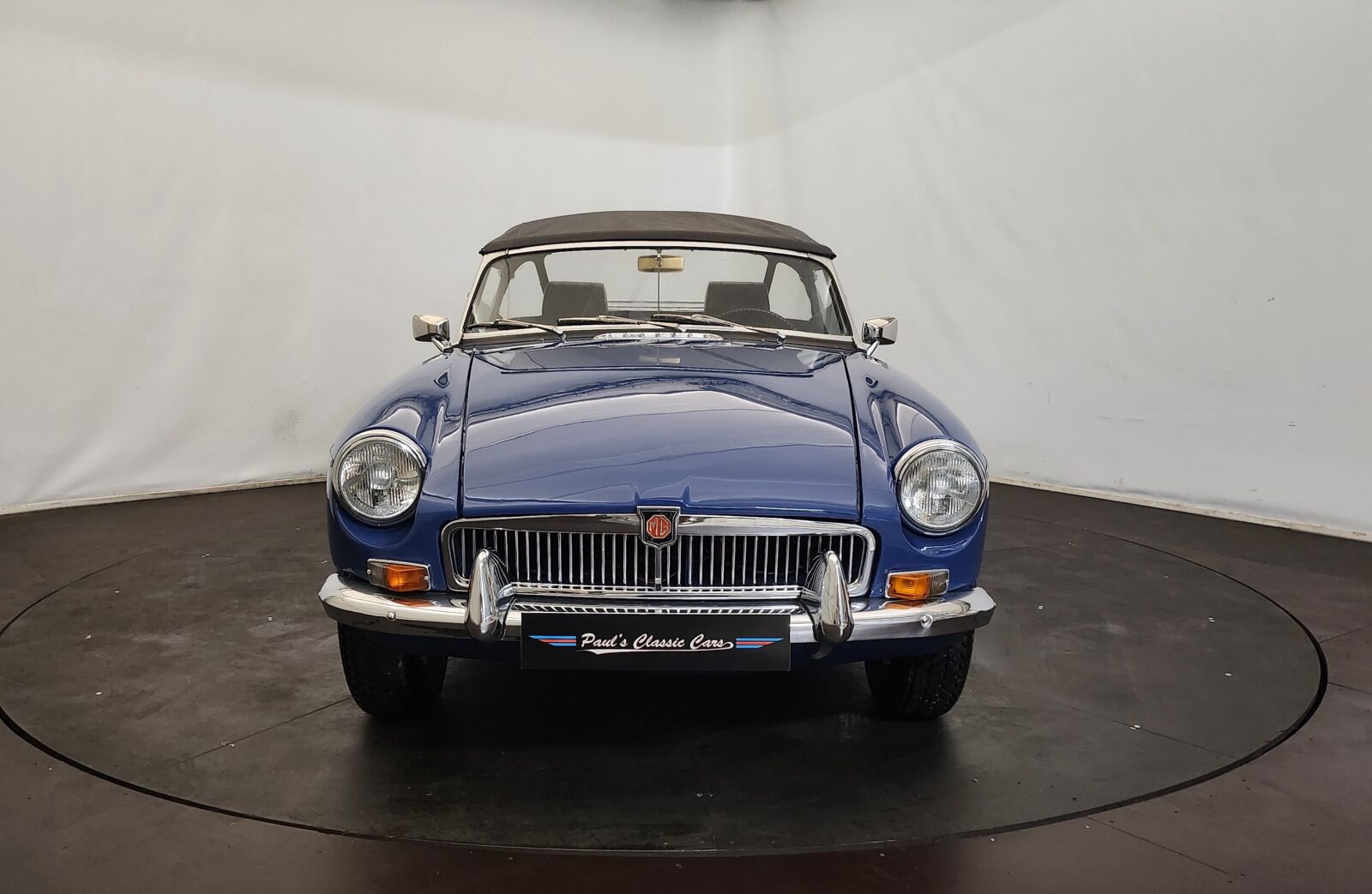 MG B cabriolet  Année 1968 voiture de collection à vendre