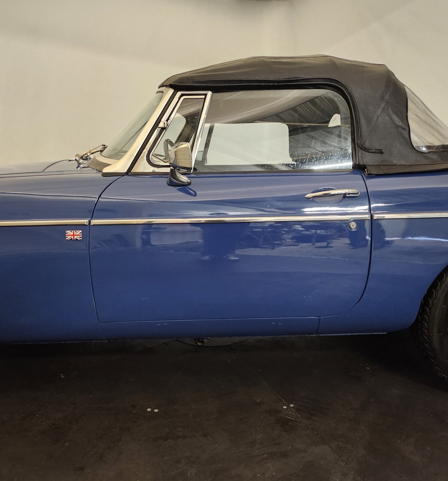 MG B cabriolet  Année 1968 voiture de collection à vendre