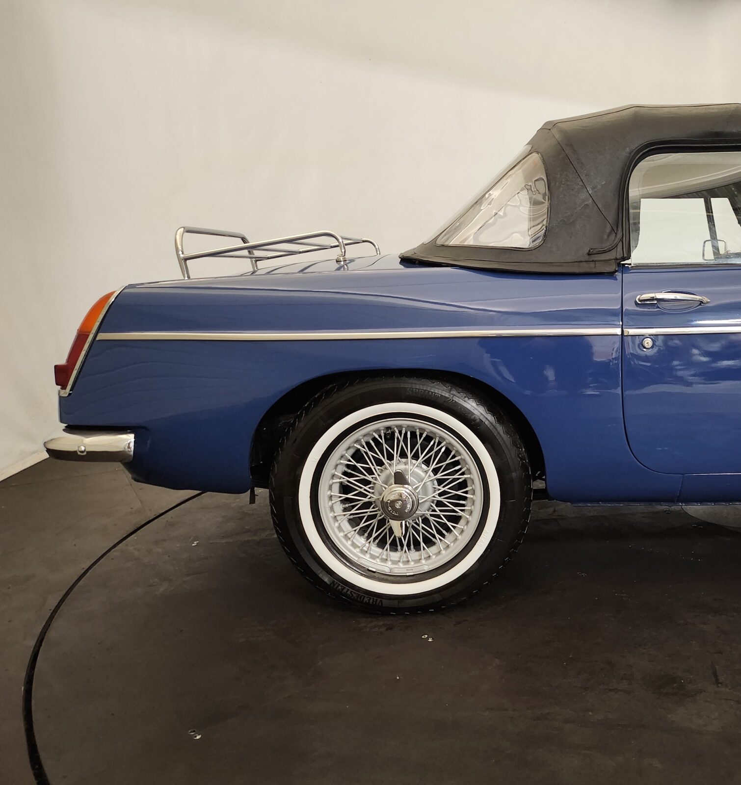 MG B cabriolet  Année 1968 voiture de collection à vendre