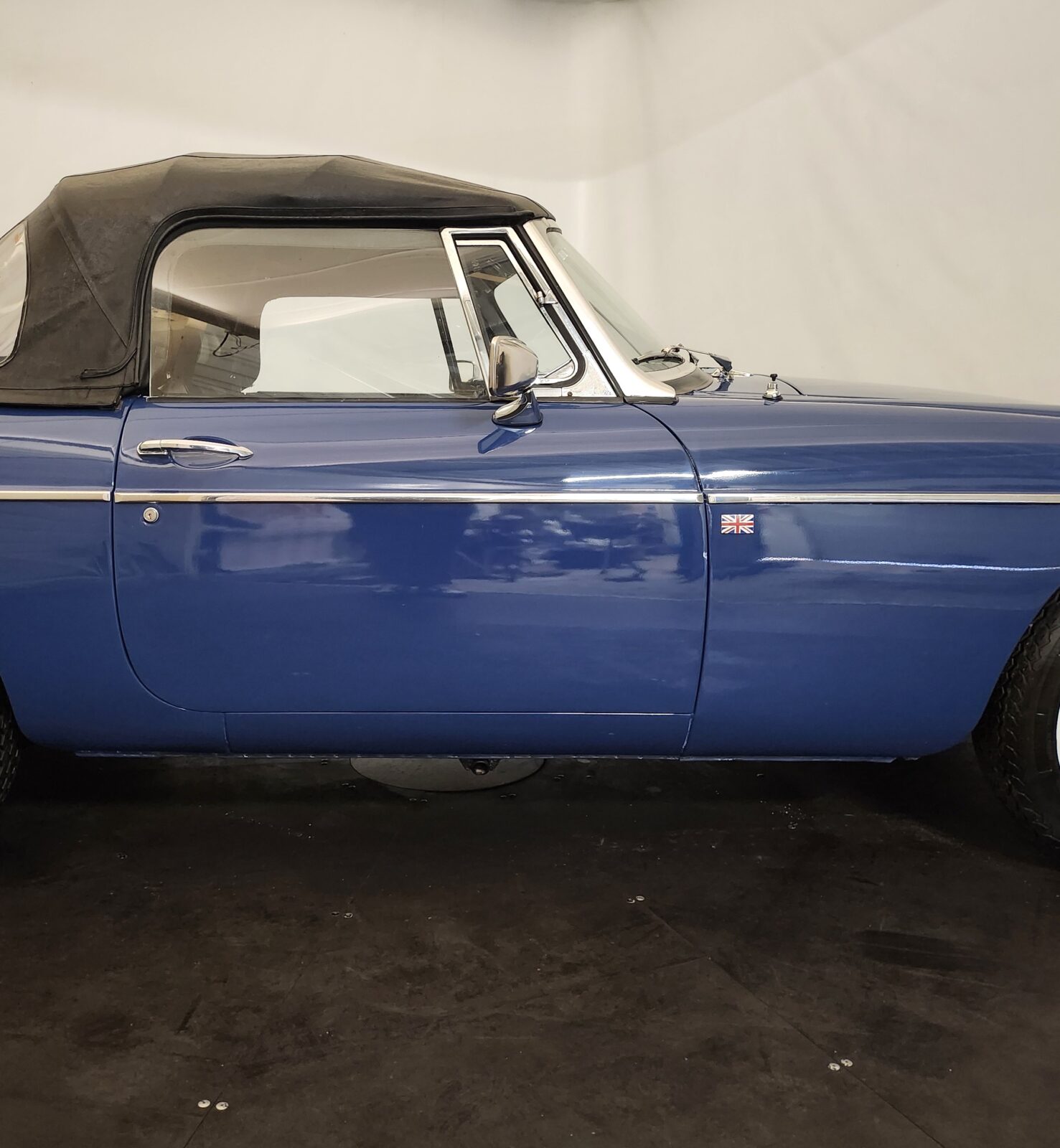 MG B cabriolet  Année 1968 voiture de collection à vendre