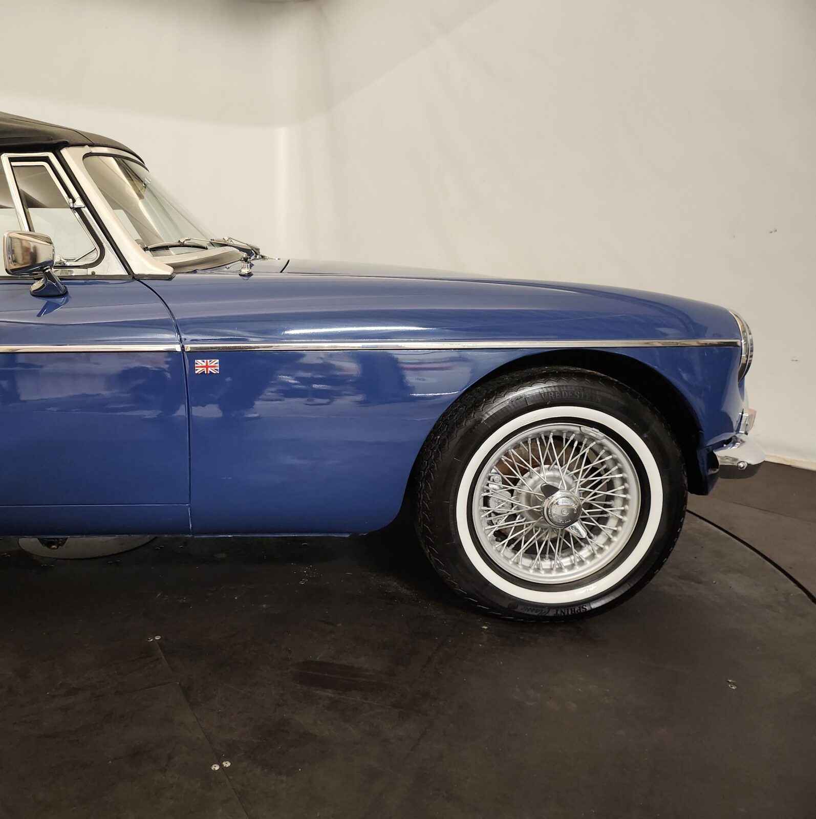 MG B cabriolet  Année 1968 voiture de collection à vendre