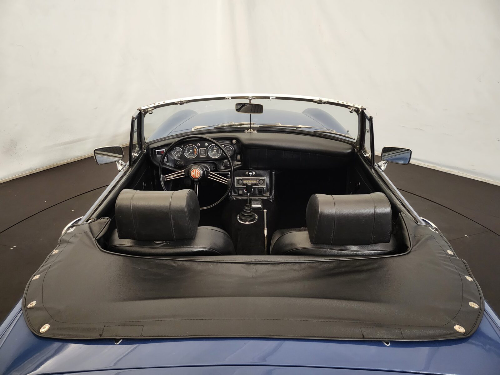 MG B cabriolet  Année 1968 voiture de collection à vendre