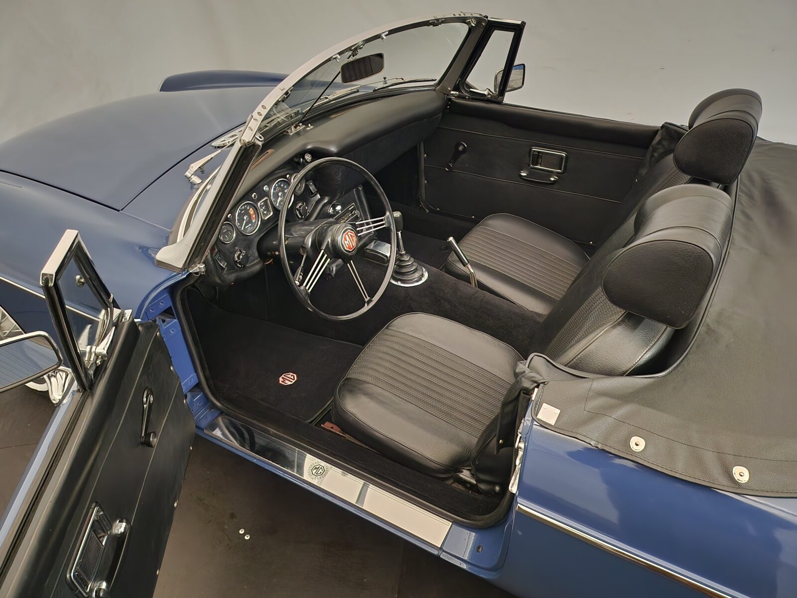 MG B cabriolet  Année 1968 voiture de collection à vendre