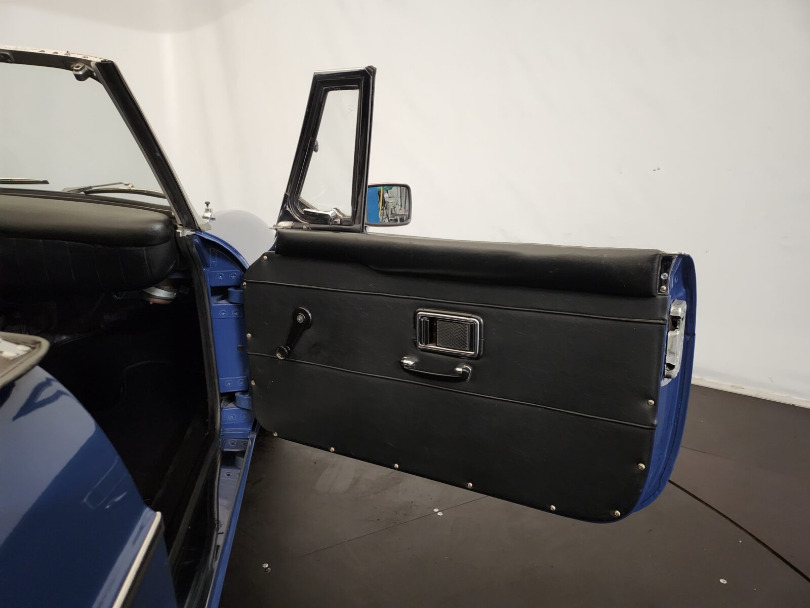 MG B cabriolet  Année 1968 voiture de collection à vendre