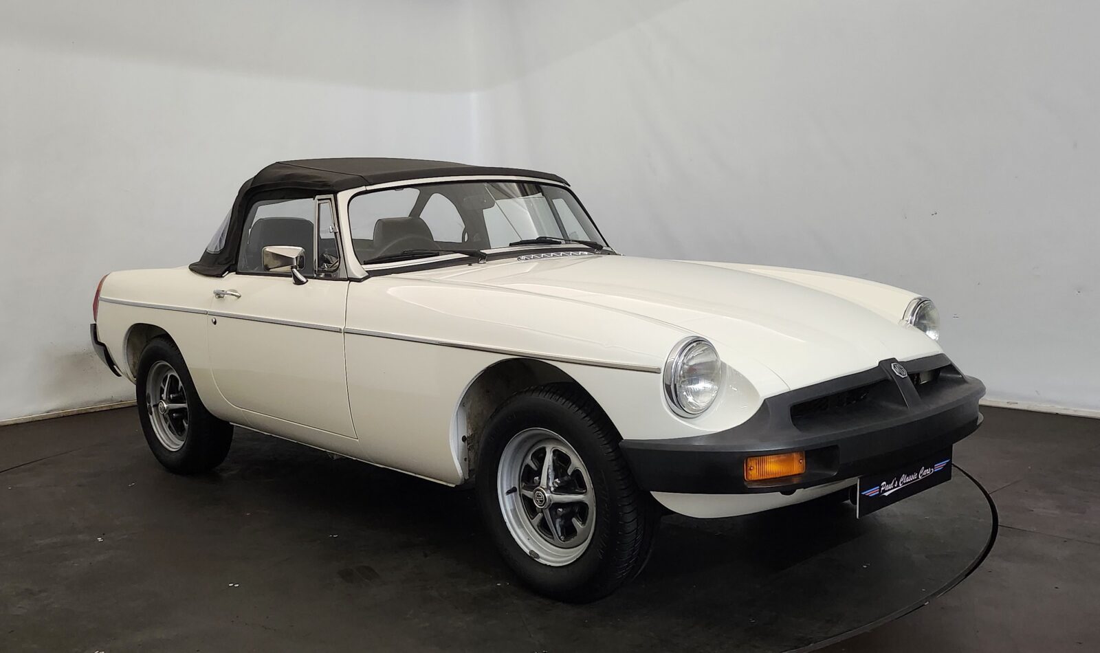 MG B cabriolet  Année 1978 voiture de collection à vendre