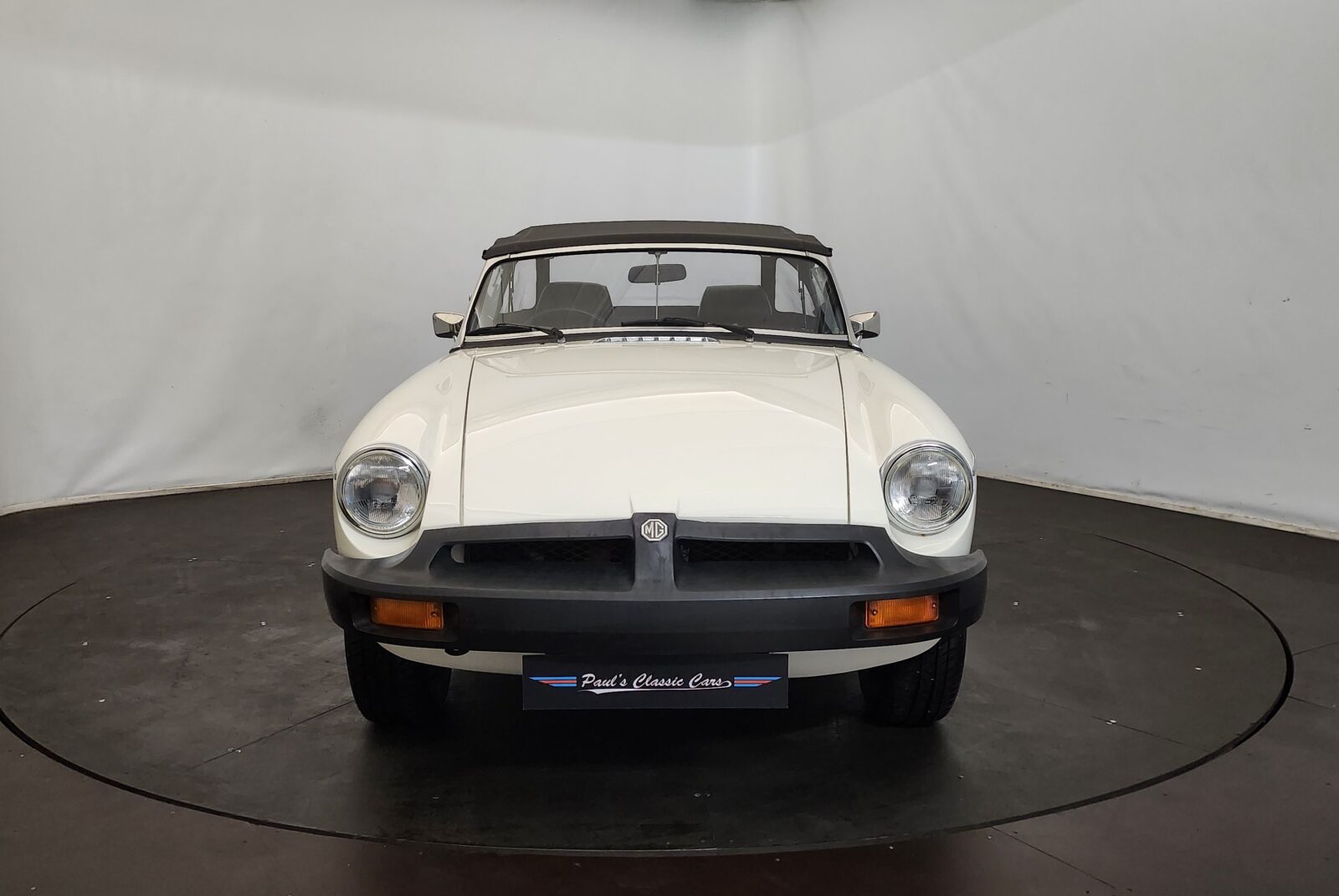 MG B cabriolet  Année 1978 voiture de collection à vendre