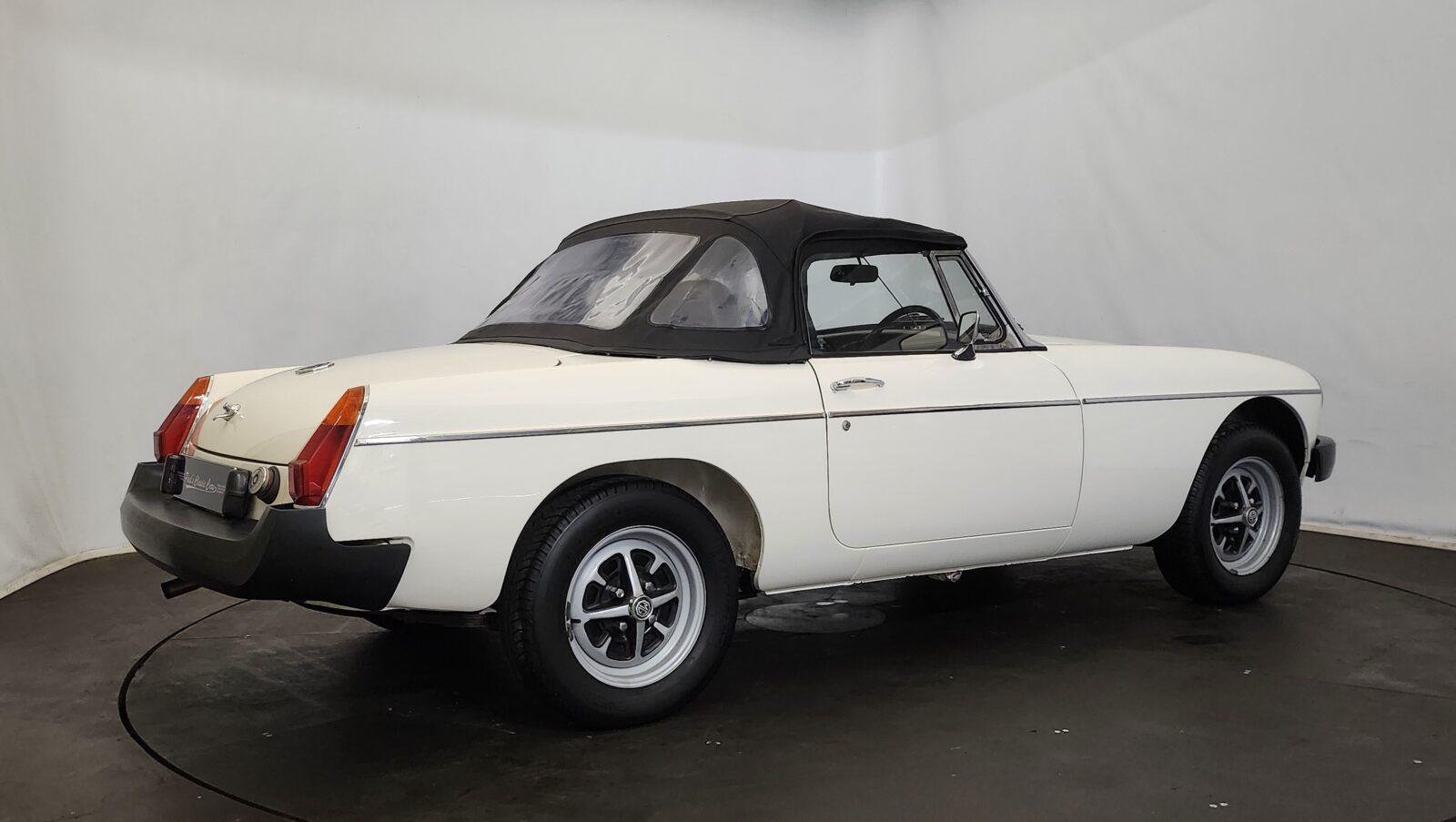 MG B cabriolet  Année 1978 voiture de collection à vendre