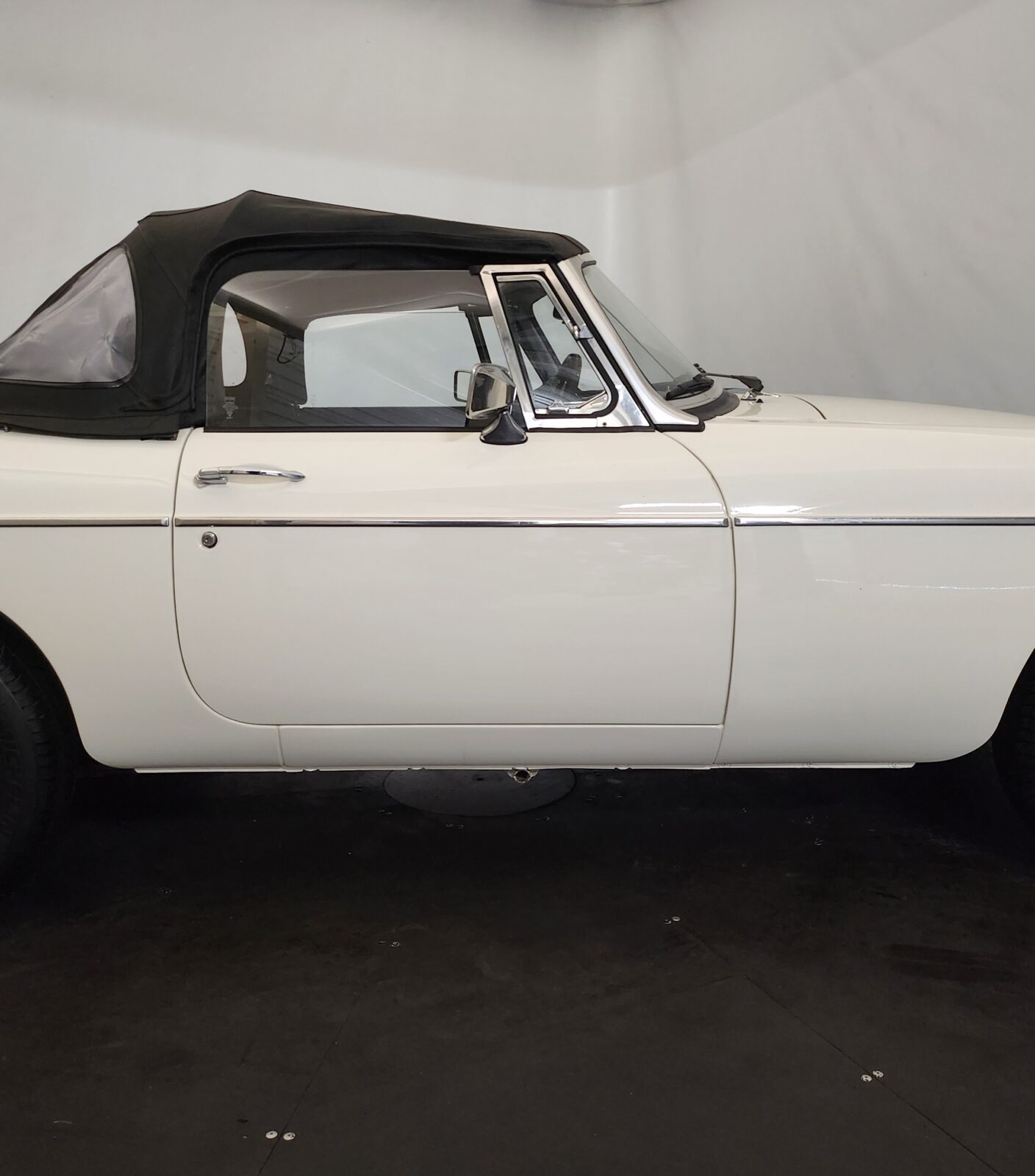 MG B cabriolet  Année 1978 voiture de collection à vendre