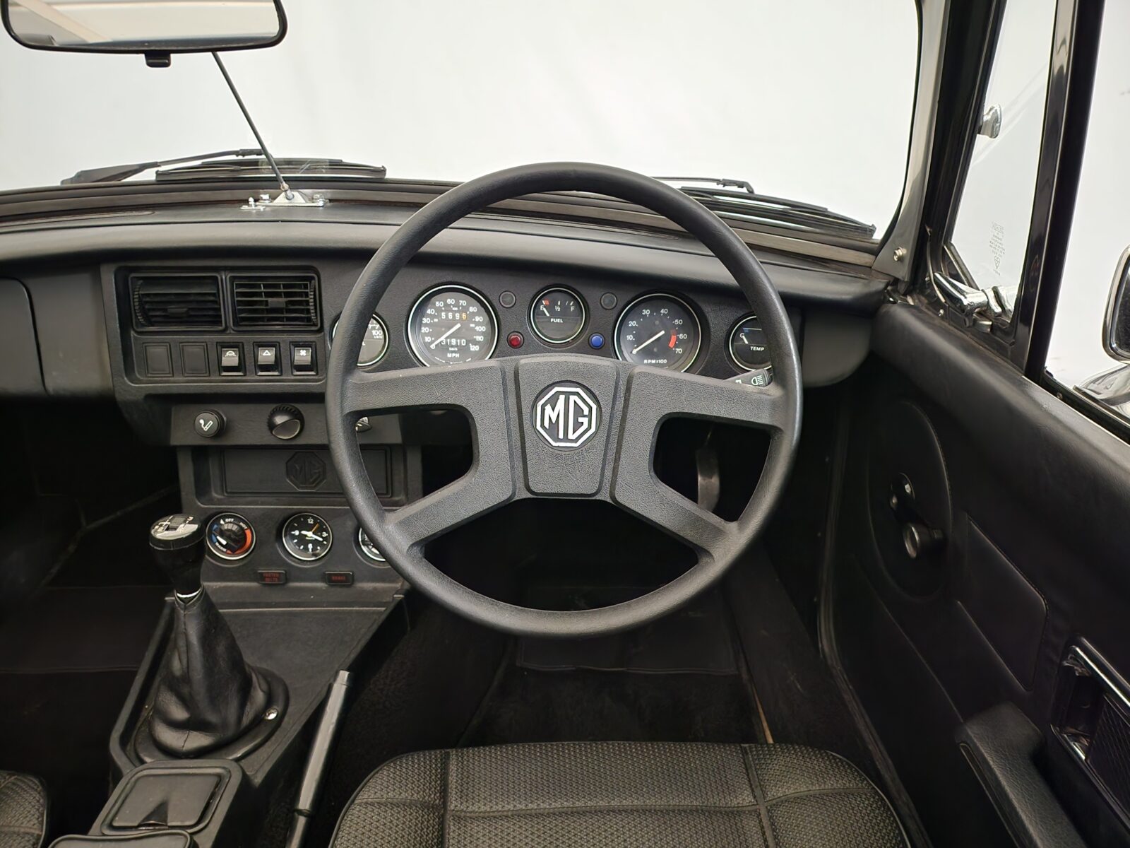 MG B cabriolet  Année 1978 voiture de collection à vendre