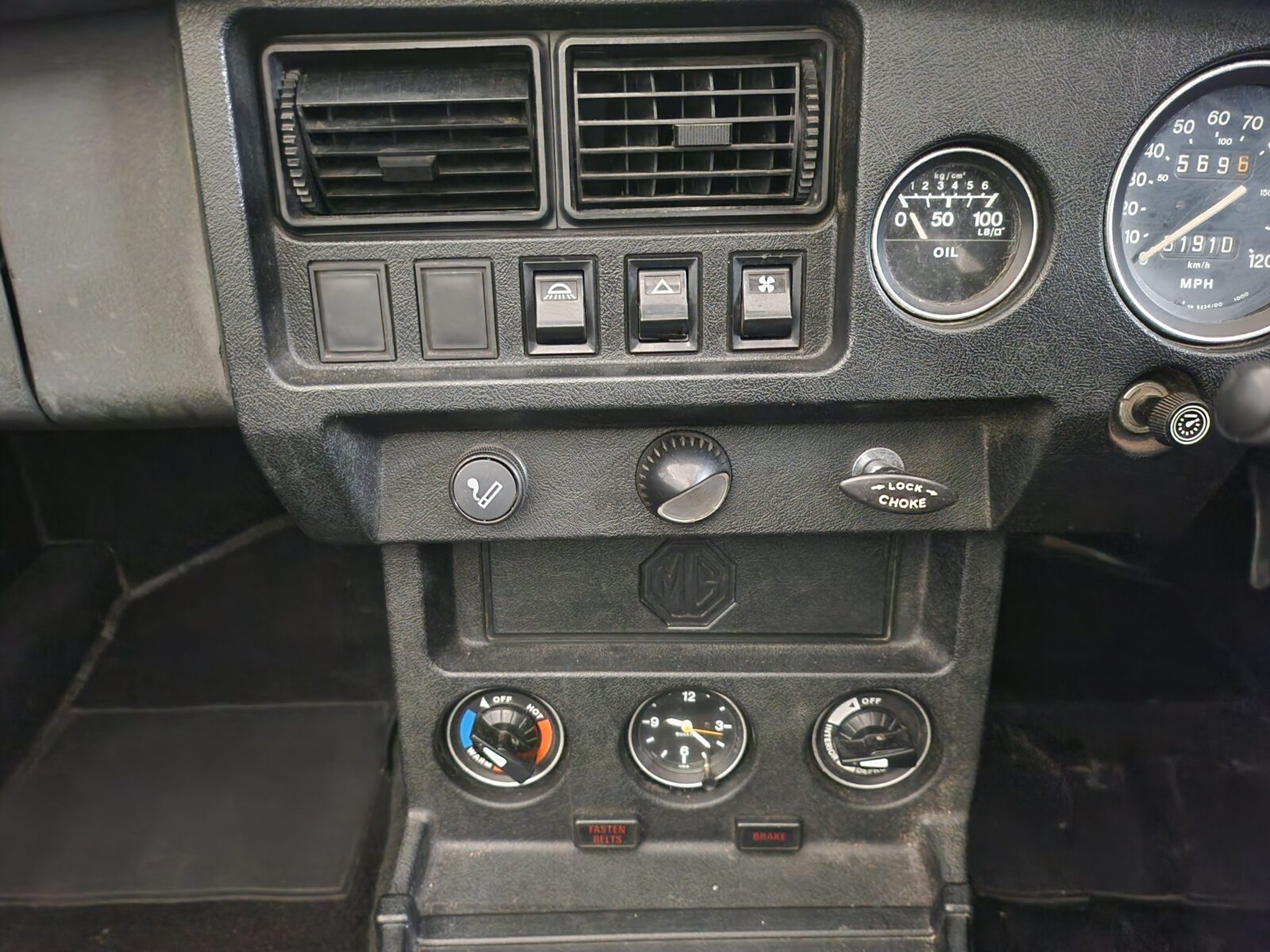 MG B cabriolet  Année 1978 voiture de collection à vendre