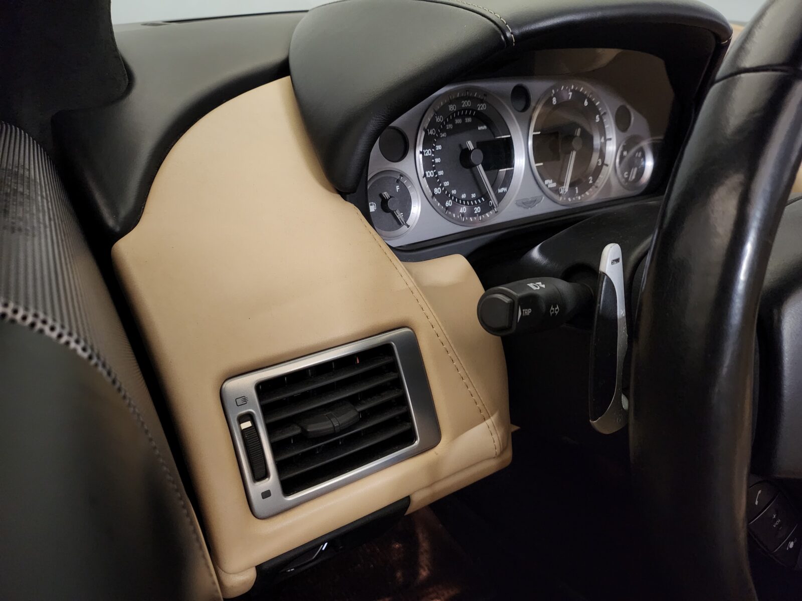 Aston Martin  Année 2006 voiture de collection à vendre