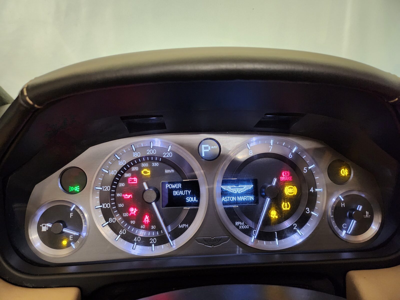 Aston Martin  Année 2006 voiture de collection à vendre