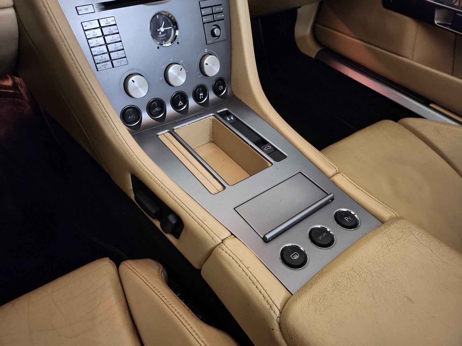 Aston Martin  Année 2006 voiture de collection à vendre