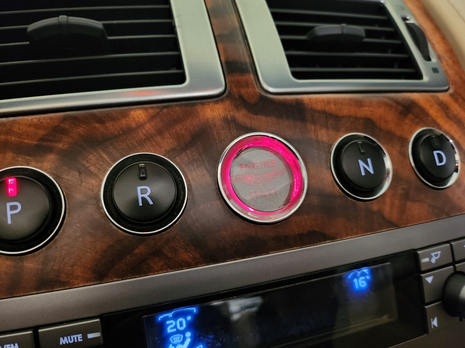 Aston Martin  Année 2006 voiture de collection à vendre