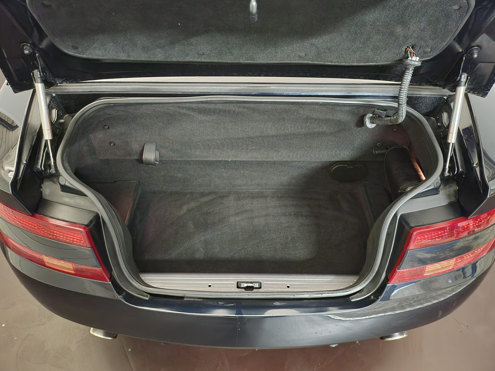 Aston Martin  Année 2006 voiture de collection à vendre